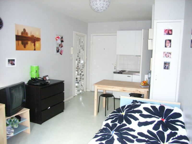 STUDIO - 2 RUE M. LE FLEM - n°96 - 25 m2 STUDIO - 2 RUE M. LE FLEM - n°96 - 25 m2