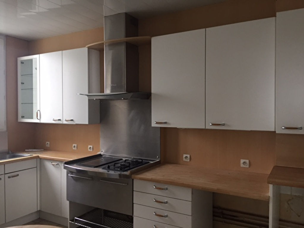 T6 - RUE DU CHATEAU - 155.56 m2 T6 - RUE DU CHATEAU - 155.56 m2