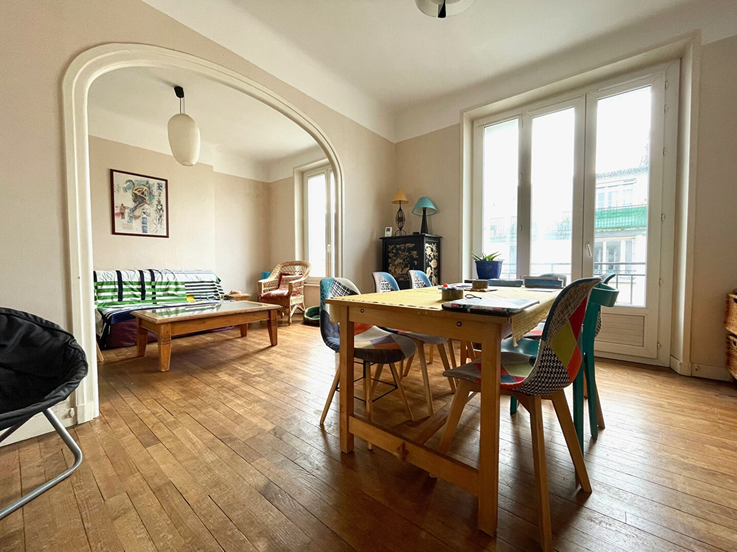 T4 - 28 RUE DU CH�TEAU - 80 m2