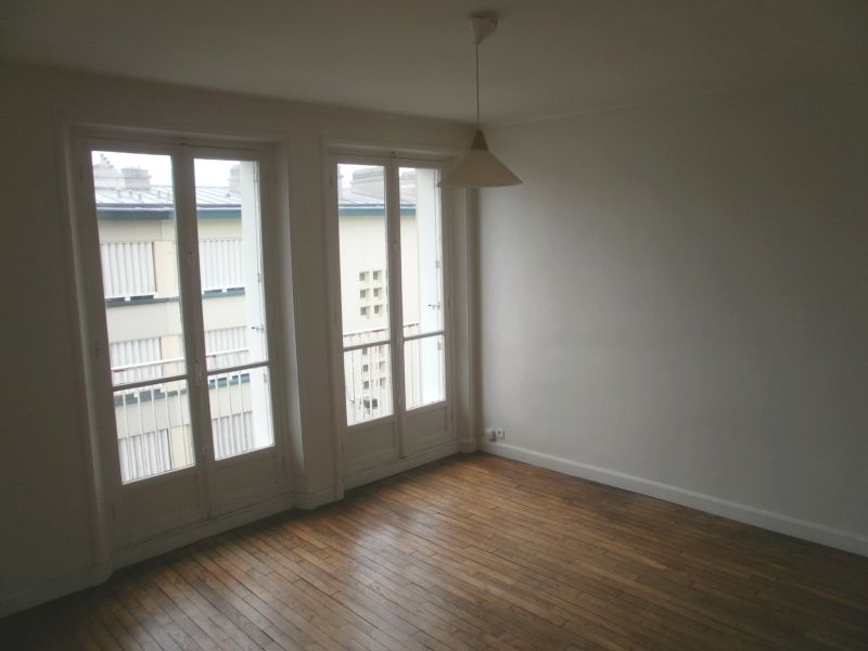 T2 - 12 RUE JEAN MACE - 60 m2 T2 - 12 RUE JEAN MACE - 60 m2