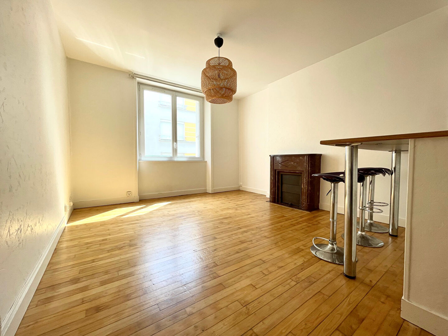 T1 BIS - 8 RUE GEORGE SAND - 32 m2 T1 BIS - 8 RUE GEORGE SAND - 32 m2