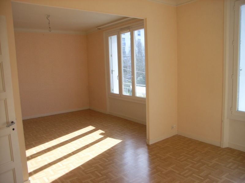 T4 - RUE DE LYON - 90 m2