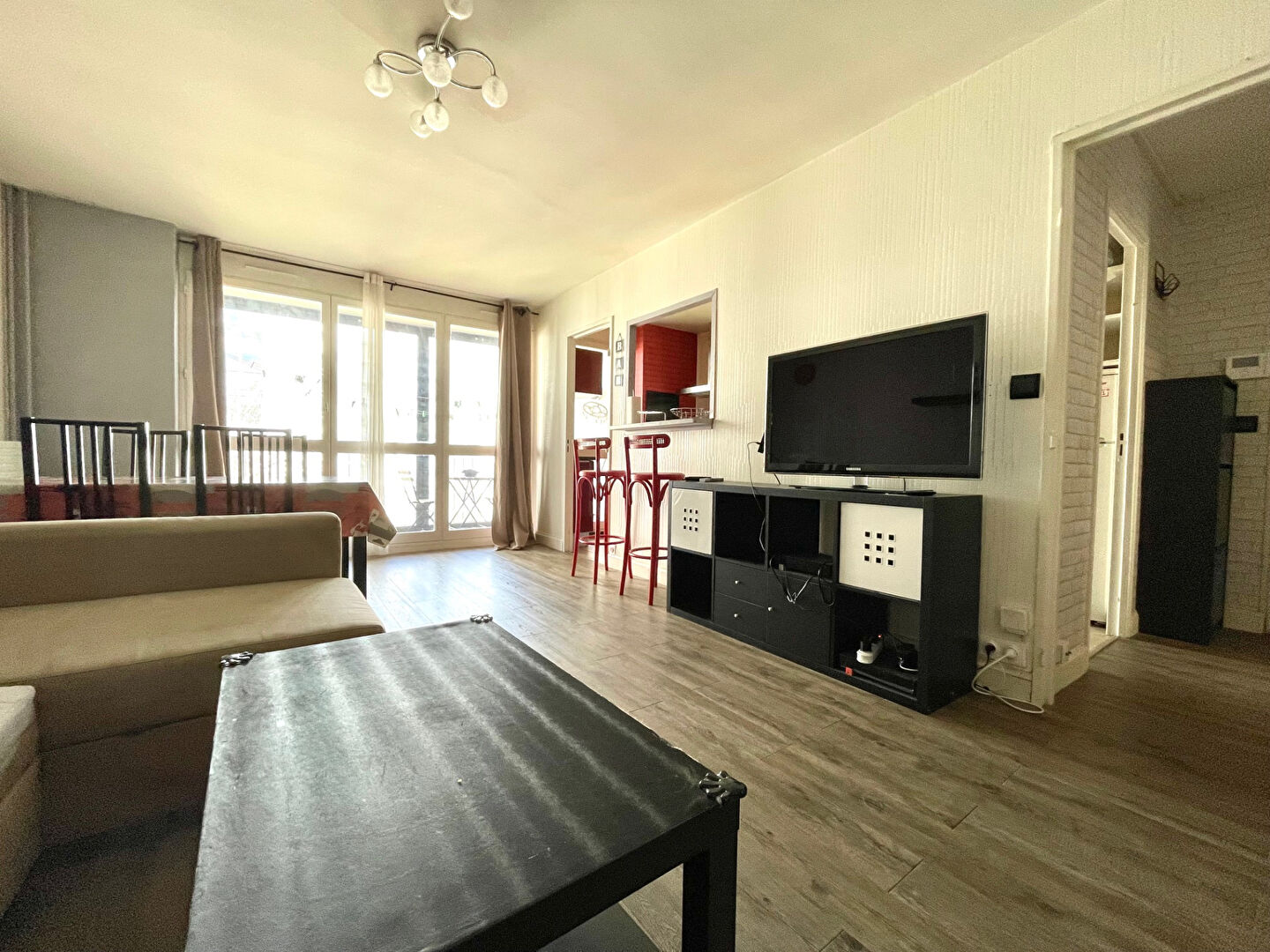 T3 MEUBLE avec Pkg - RUE DE ST BRIEUC - 60 m2 T3 MEUBLE avec Pkg - RUE DE ST BRIEUC - 60 m2