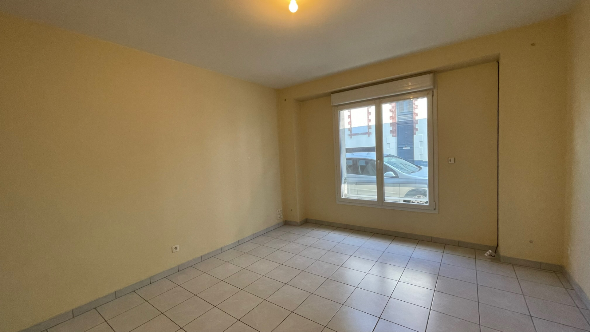 T1BIS - RUE DE LA REPUBLIQUE - 34 m2 T1BIS - RUE DE LA REPUBLIQUE - 34 m2