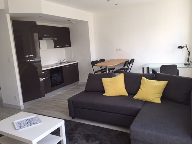 T2 MEUBLE - RUE KERAVEL - 44.87 m2 T2 MEUBLE - RUE KERAVEL - 44.87 m2