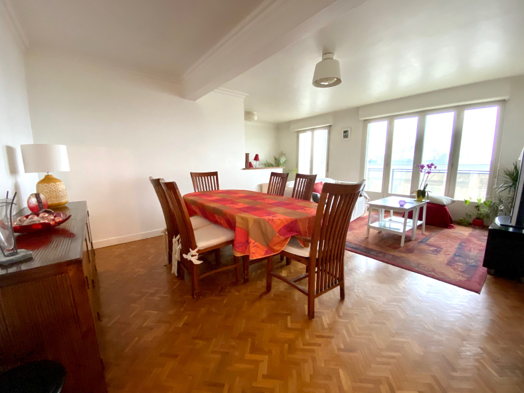 T5 - SECTEUR ST MARC - GARAGE - VUE MER - 107M² T5 - SECTEUR ST MARC - GARAGE - VUE MER - 107M²