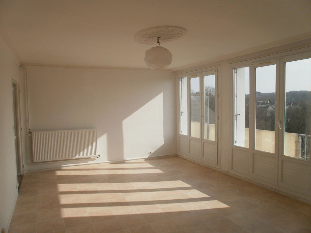T4 - RUE DU LIMOUSIN - 89.65 m2 T4 - RUE DU LIMOUSIN - 89.65 m2