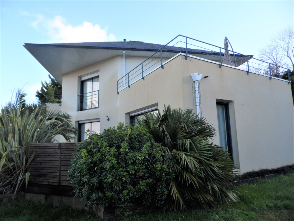 Maison Plougastel Daoulas 6 pièce(s) 160 m2 Maison Plougastel Daoulas 6 pièce(s) 160 m2