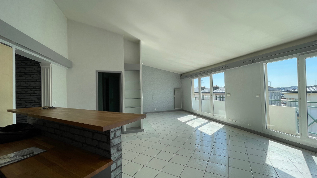 T3- ASCENSEUR + GARAGE - RUE GLASGOW - 74 m2 T3- ASCENSEUR + GARAGE - RUE GLASGOW - 74 m2