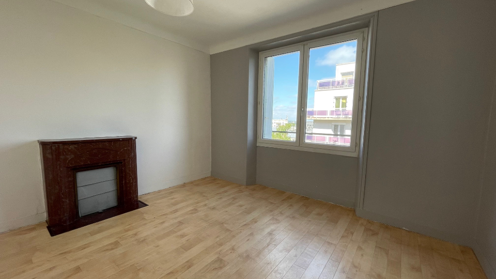 T2 - RUE BRUAT - 58m² T2 - RUE BRUAT - 58m²