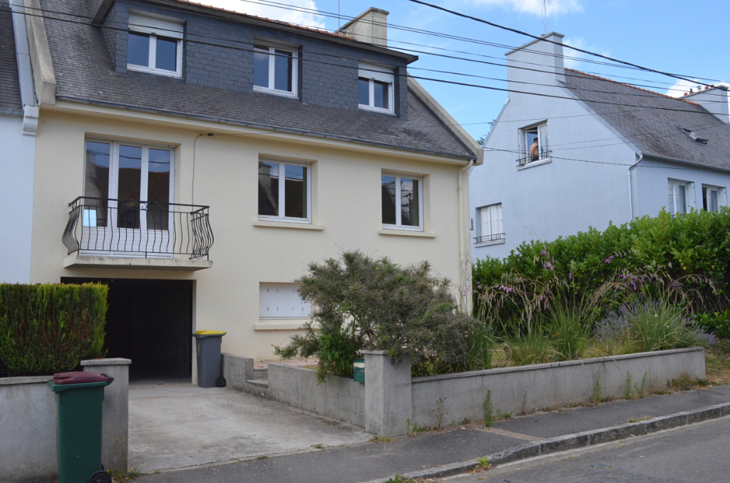 MAISON T6 - KERLAURENT - 111M² MAISON T6 - KERLAURENT - 111M²