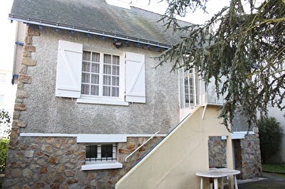 SAINT NAZAIRE- MAISON BORD DE MER