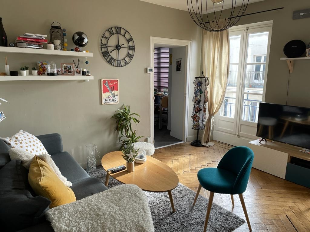 Nantes Graslin, 2 pièces 38 m² Nantes Graslin, 2 pièces 38 m²