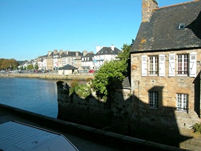 LANDERNEAU - CENTRE VILLE - Appartement de 280 m� - Demeure Historique