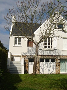 CARANTEC : maison mitoyenne bord de mer....
