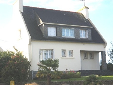 Maison LESNEVEN