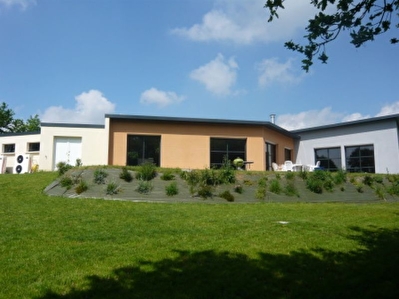 BREST BMO Maison 8 pi�ce(s) 270 m2