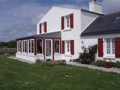 ILE D OUESSANT Maison 4 pi�ce(s) 100 m2