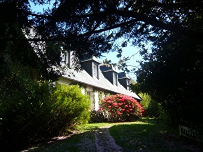 Maison Landerneau 7 pi�ce(s) 184.41 m2