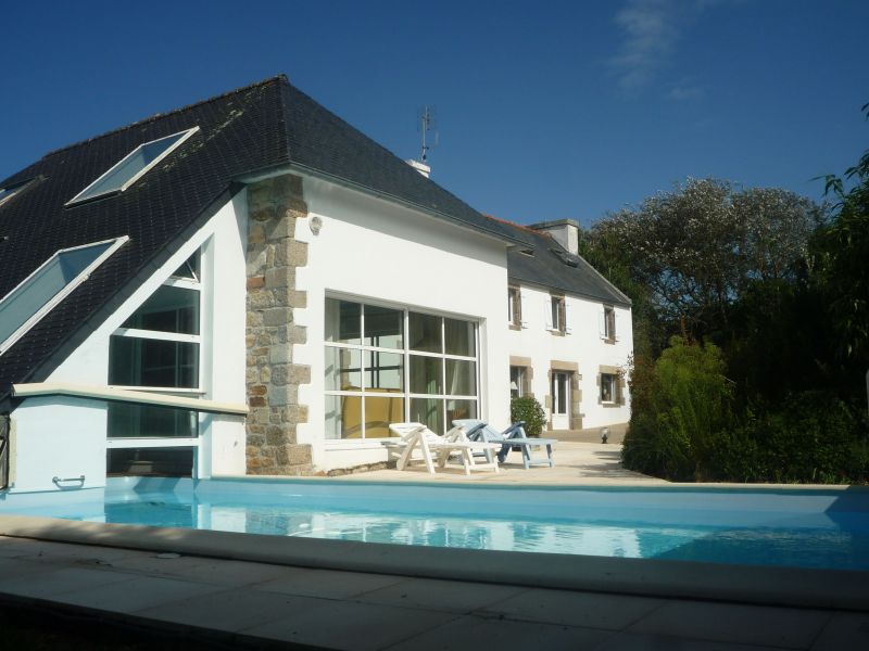A l�Ouest de Brest et � 2 pas des plages ,belle propri�t� de 300m�