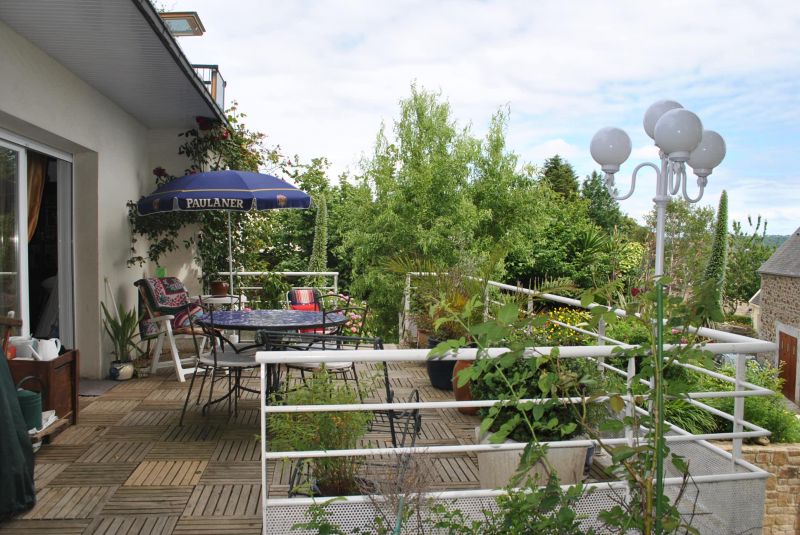BREST - LE RODY - MOULIN BLANC - Contemporaine de 2001 avec Vue Rade - Terrain arbor�