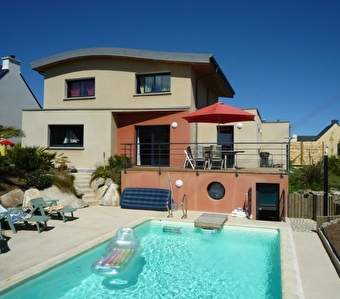 Belle contemporaine T6 avec piscine aux portes de Brest