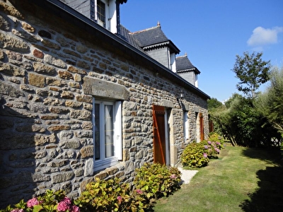 Maison Plourin 10 pi�ce(s) 200 m2