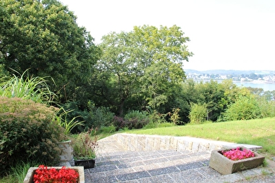 PLOUGASTEL maison