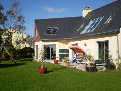 Loacation maison St Pol De Leon 7 pi�ce(s) 118 m2