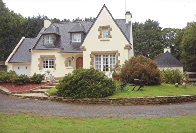 Maison Ploneis 7 pi�ce(s)