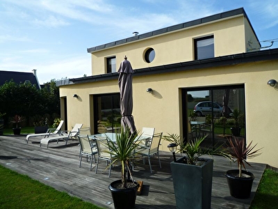 Contemporaine T5 de 140m� � proximit� imm�diate du bourg de Plougonvelin