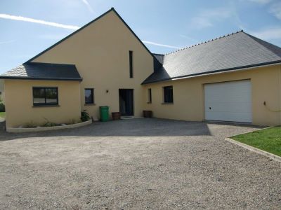 PLOUDALMEZEAU: CONTEMPORAINE T7,171 M2 HABITABLES