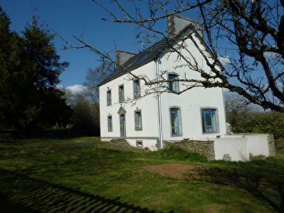 Maison Prox Le FAOU grande maison r�nov�e 7 chambres
