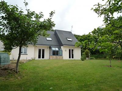 Brest proche Technopole-Contemporaine T 10 de 215 m� ,situ�e au calme