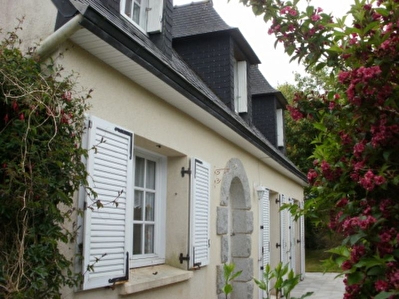 Maison Ploudaniel 7 pi�ce(s) 146 m2