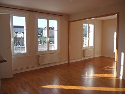 Appartement Quimper centre ville 3 pi�ce(s) 65.99 m2