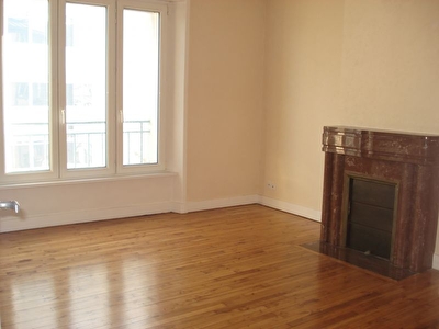 BREST, centre Siam, grand appartement T4