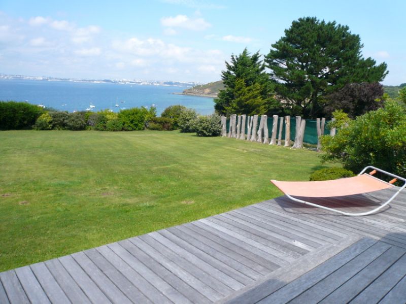 PLOUGASTEL DAOULAS EXCEPTIONNELLE VUE MER PANORAMIQUE "pied dans l'eau" acc�s � la mer