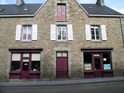 Maison Pont Aven 6 pi�ce(s) 210 m2