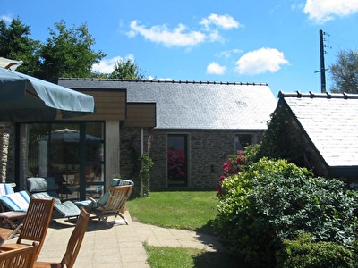Plougonvelin - Un air tr�s contemporain pour cet ancien corps de ferme de 250m�,enti�rement r�nov�
