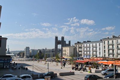 BREST - CENTRE SIAM - GRAND APPARTEMENT T2 DE 75 M� AU 1ER ETAGE - VUE PENFELD
