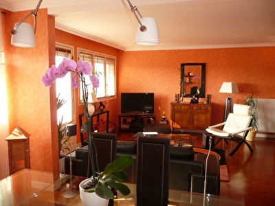 BREST,SUPERBE T4 DE 89 M2,ASCENCEUR,PARKING PRIVE,POSSIBILITE GARAGE EN SUS;
