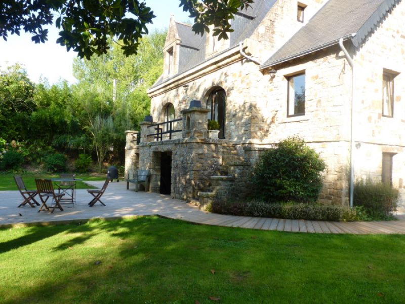 Maison de ville en pierre Daoulas bourg