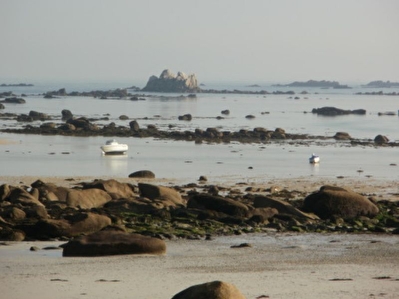 PLOUNEOUR TREZ SITUATION PRIVILEGIEE FACE A LA MER