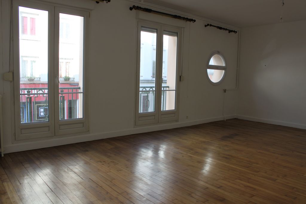 BREST - SECTEUR WILSON - APPARTEMENT BOURGEOIS DE 140 M� SUR 2 NIVEAUX - BALCON - GARAGE POSSIBLE DANS L'IMMEUBLE