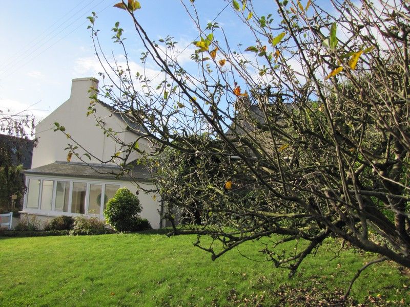 Maison St Pol De Leon 6 pi�ce(s) 90 m2