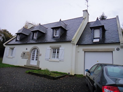 20mn DE BREST(voie expresse) MAISON SPACIEUCE SUR TERRAIN ARBORE DE 1750 M2 A 500 M DE LA  PLAGE