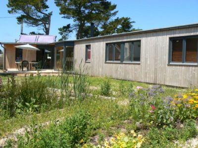 SAINT PABU - MAISON ECOLOGIQUE DE PLAIN PIED - 125 M� HABITABLES - A 200 M DE LA MER