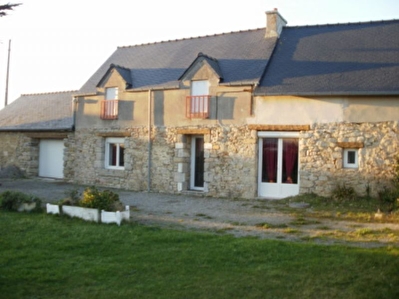 KERLOUAN FERMETTE VUE MER A 80 M DE LA PLAGE ACCES DIRECT