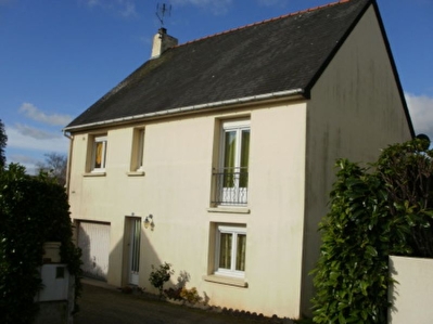 LE FOLGOET MAISON DE PLAIN PIED SURELEVEE SUR JARDIN DE 900 M�